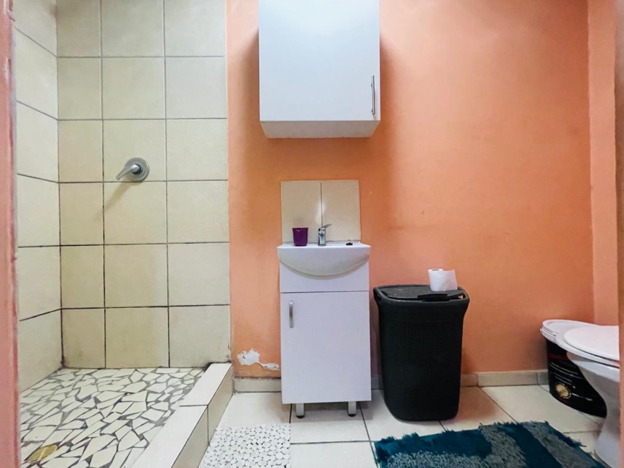 2 Bedroom Property for Sale in Haven Hills Eastern Cape
